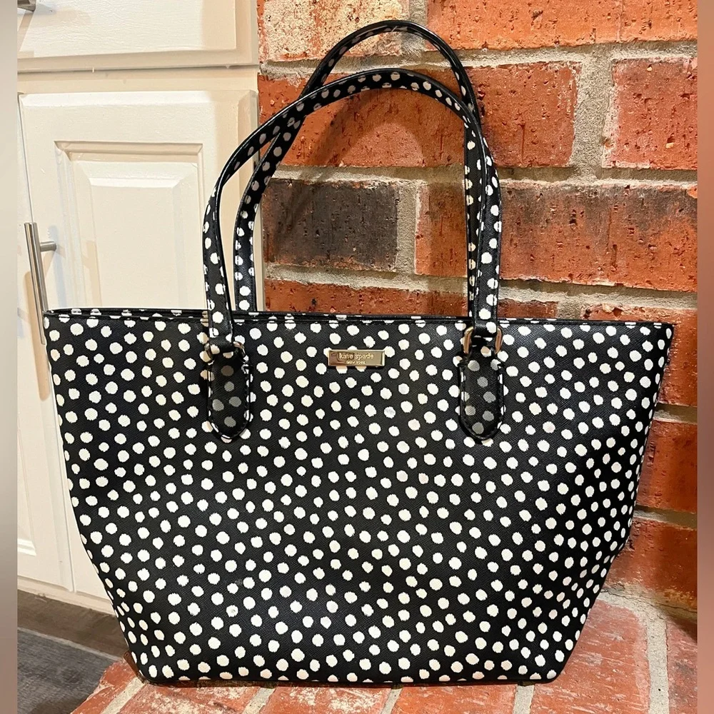 KATE SPADE Dally Laurel Way Printed Tote in Musical Dots